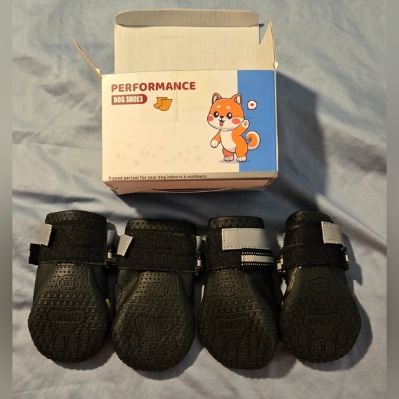 QUMY Dog Shoes #682, 1198 - Picture 9 of 10